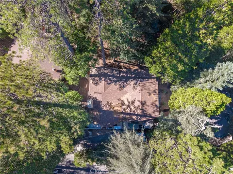View/Area - 24611 Valle, Crestline, CA 92325 photo 1 of 2