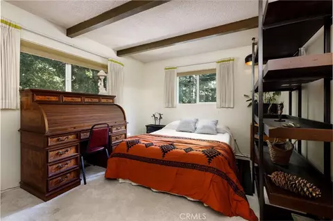 Bedroom - 24611 Valle, Crestline, CA 92325 photo 2 of 4