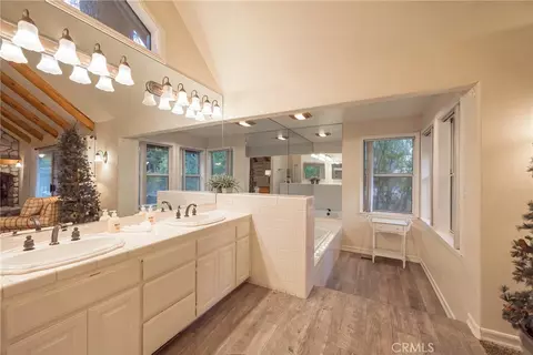 Bath - 42143 Winter Park Dr, Big Bear Lake, CA 92315 photo 1 of 7