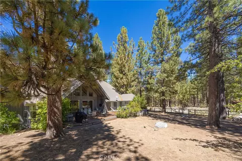 Exterior - 42143 Winter Park Dr, Big Bear Lake, CA 92315 photo 11 of 11