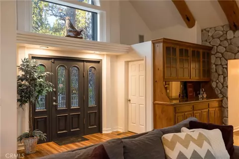 Entry Way - 42143 Winter Park Dr, Big Bear Lake, CA 92315 photo 2 of 3