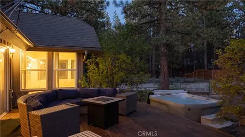 Exterior - 42143 Winter Park Dr, Big Bear Lake, CA 92315 photo 7 of 11