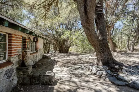 Exterior - 39922 Pine Bench Rd, Oak Glen, CA 92399 photo 12 of 18