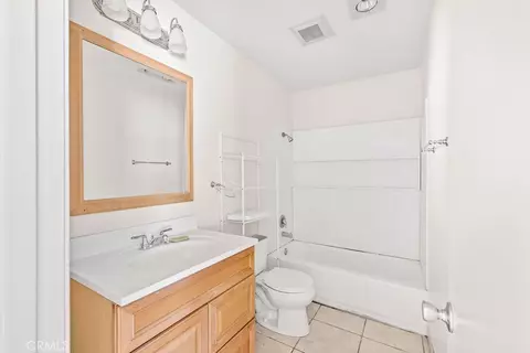 Bath - 1735 E Washington F14 #F14, Colton, CA 92324 photo 1 of 1