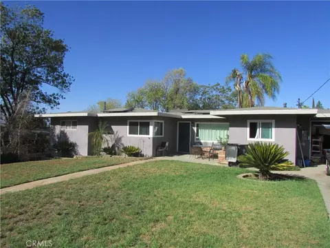 1407 Pacific St, Redlands, CA 92373 photo 2