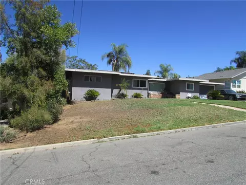1407 Pacific St, Redlands, CA 92373 photo 3
