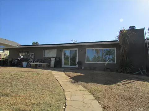 1407 Pacific St, Redlands, CA 92373 photo 5