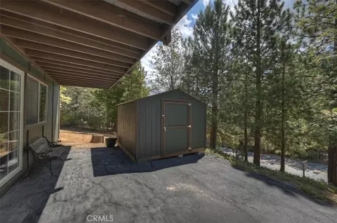 Exterior - 27230 Peninsula, Lake Arrowhead, CA 92352 photo 6 of 11