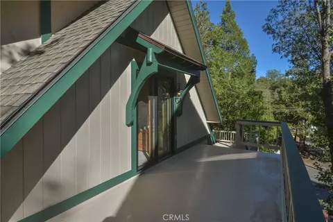 Exterior - 26472 Hillcrest, Lake Arrowhead, CA 92352 photo 24 of 27