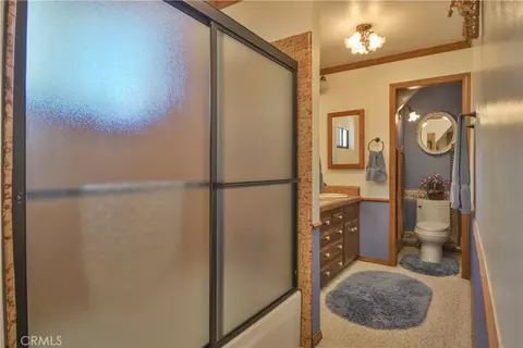 Bath - 26472 Hillcrest, Lake Arrowhead, CA 92352 photo 3 of 5