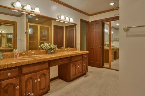 Bath - 26472 Hillcrest, Lake Arrowhead, CA 92352 photo 1 of 5