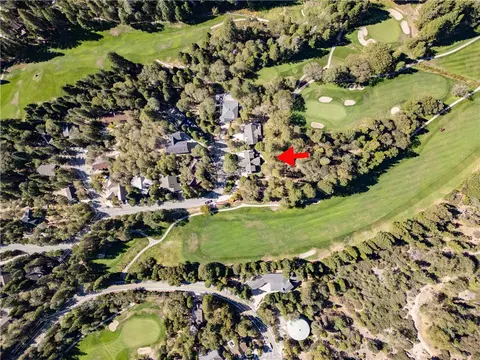 View/Area - 26472 Hillcrest, Lake Arrowhead, CA 92352 photo 1 of 4