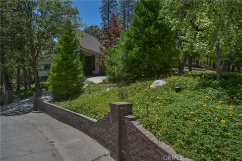 Exterior - 26472 Hillcrest, Lake Arrowhead, CA 92352 photo 11 of 27