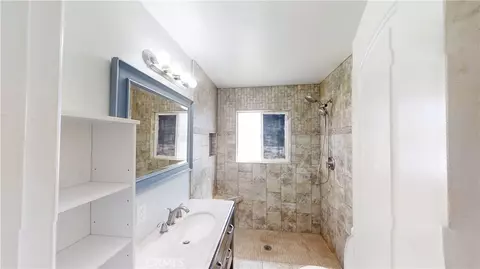 Bath - 1878 Capri Ave, Mentone, CA 92359 photo 1 of 2