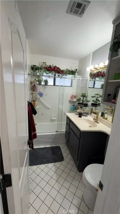 Bath - 13491 Iroquois, Apple Valley, CA 92308 photo 1 of 6