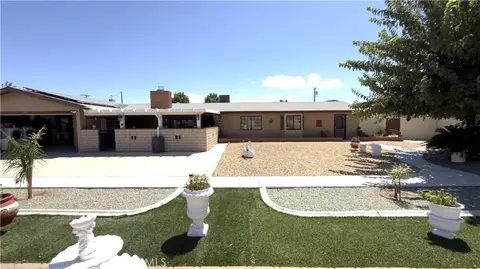Exterior - 13491 Iroquois, Apple Valley, CA 92308 photo 5 of 11