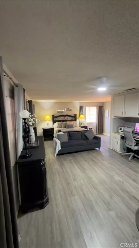 Bedroom - 13491 Iroquois, Apple Valley, CA 92308 photo 1 of 13