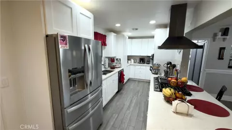Kitchen - 13491 Iroquois, Apple Valley, CA 92308 photo 2 of 10