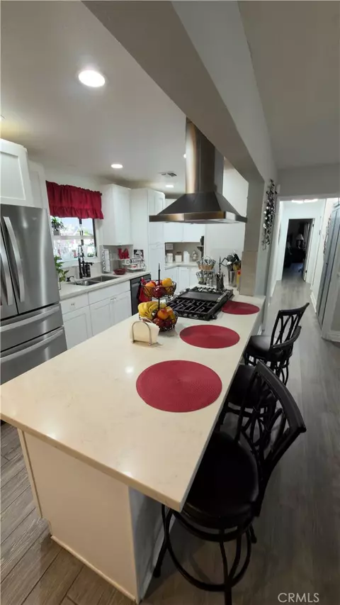 Kitchen - 13491 Iroquois, Apple Valley, CA 92308 photo 1 of 10