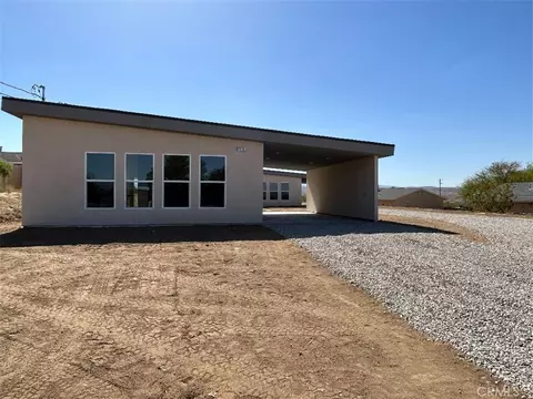 Exterior - 7374 Olympic Rd, Joshua Tree, CA 92252 photo 4 of 7