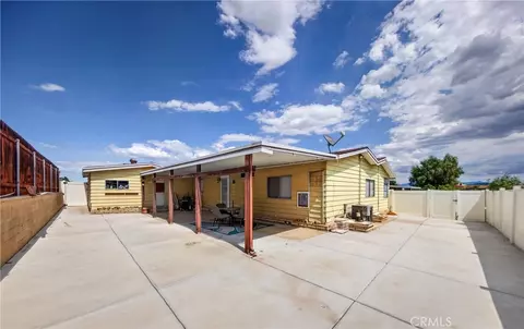 449 Crown Ridge Rd, Perris, CA 92570 photo 21