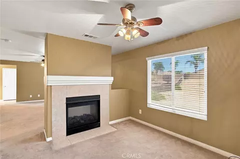 Living - 19316 Aspenleaf, Perris, CA 92570 photo 11 of 11
