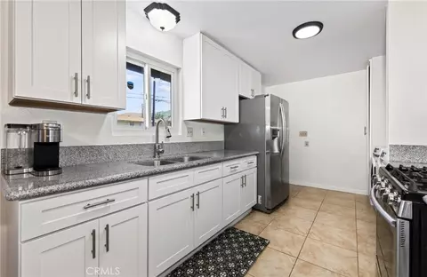 Kitchen - 35366 Yucaipa, Yucaipa, CA 92399 photo 1 of 2