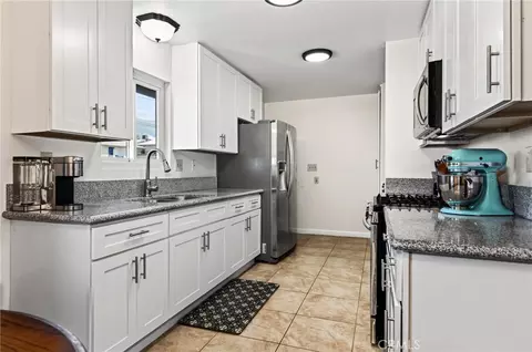 Kitchen - 35366 Yucaipa, Yucaipa, CA 92399 photo 2 of 2