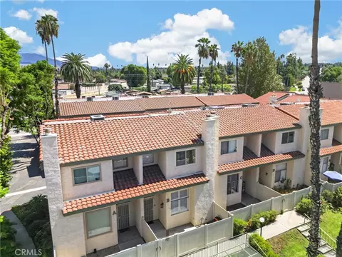 View/Area - 91 Tennessee St #B, Redlands, CA 92373 photo 3 of 7