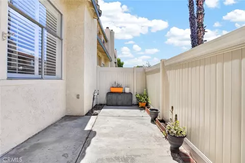 Exterior - 91 Tennessee St #B, Redlands, CA 92373 photo 2 of 5