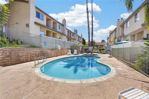 Exterior - 91 Tennessee St #B, Redlands, CA 92373 photo 4 of 5