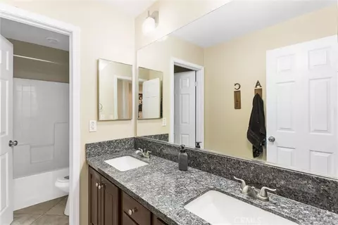Bath - 1448 Moonlight Dr, Beaumont, CA 92223 photo 4 of 4