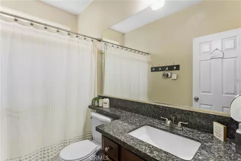 Bath - 1448 Moonlight Dr, Beaumont, CA 92223 photo 1 of 4