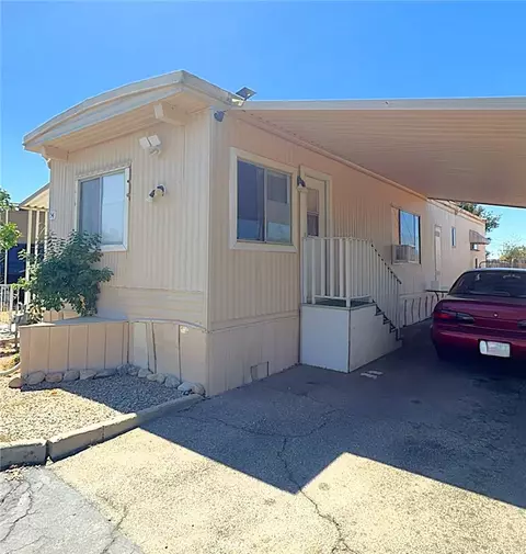 12995 6th St, Yucaipa, CA 92399 photo 2