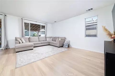Living - 8730 Alturas Ave, Hesperia, CA 92344 photo 1 of 1