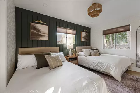 Bedroom - 1096 Nadelhorn Dr, Lake Arrowhead, CA 92352 photo 5 of 8
