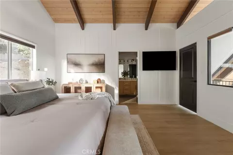 Bedroom - 1096 Nadelhorn Dr, Lake Arrowhead, CA 92352 photo 8 of 8