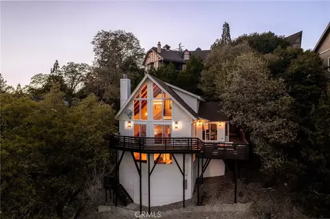 Exterior - 1096 Nadelhorn Dr, Lake Arrowhead, CA 92352 photo 4 of 4