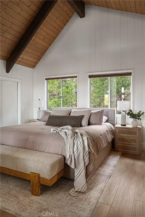 Bedroom - 1096 Nadelhorn Dr, Lake Arrowhead, CA 92352 photo 7 of 8