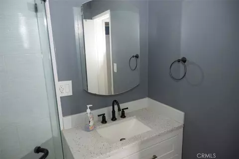 Bath - 11645 Faculty Dr, Norwalk, CA 90650 photo 3 of 7