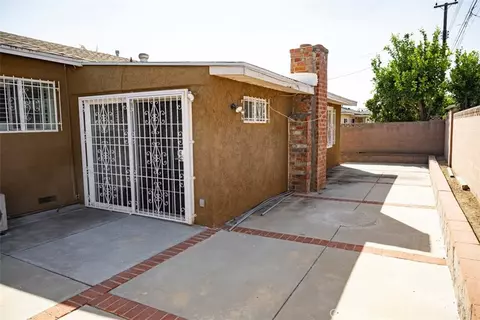 Exterior - 11645 Faculty Dr, Norwalk, CA 90650 photo 7 of 10