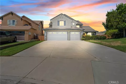 10011 Thornbird Ct, Moreno Valley, CA 92557