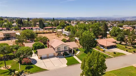 View/Area - 35545 Balsa, Yucaipa, CA 92399 photo 2 of 7