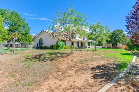 Exterior - 35545 Balsa, Yucaipa, CA 92399 photo 9 of 10