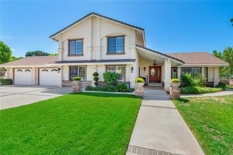 Exterior - 35545 Balsa, Yucaipa, CA 92399 photo 5 of 10