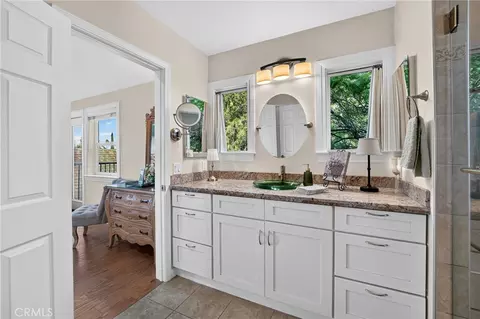 Bath - 639 Mckinley, Redlands, CA 92373 photo 4 of 4