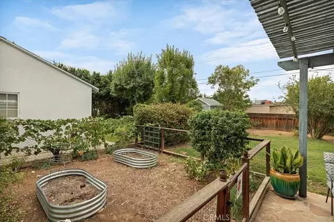 Exterior - 326 Bond, Redlands, CA 92373 photo 3 of 7