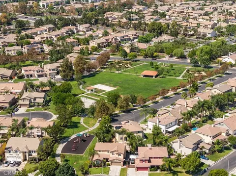 View/Area - 4222 Gardendale Ct, Riverside, CA 92505 photo 5 of 6