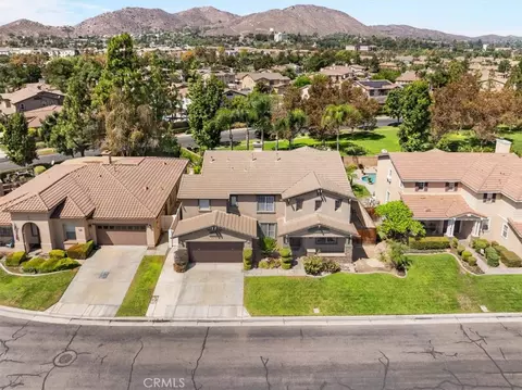 View/Area - 4222 Gardendale Ct, Riverside, CA 92505 photo 1 of 6