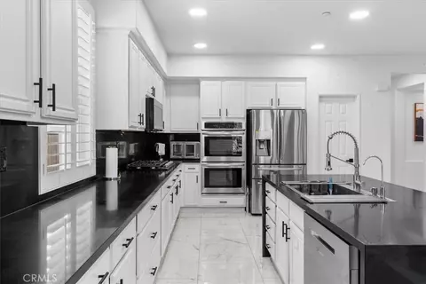 Kitchen - 4222 Gardendale Ct, Riverside, CA 92505 photo 2 of 3